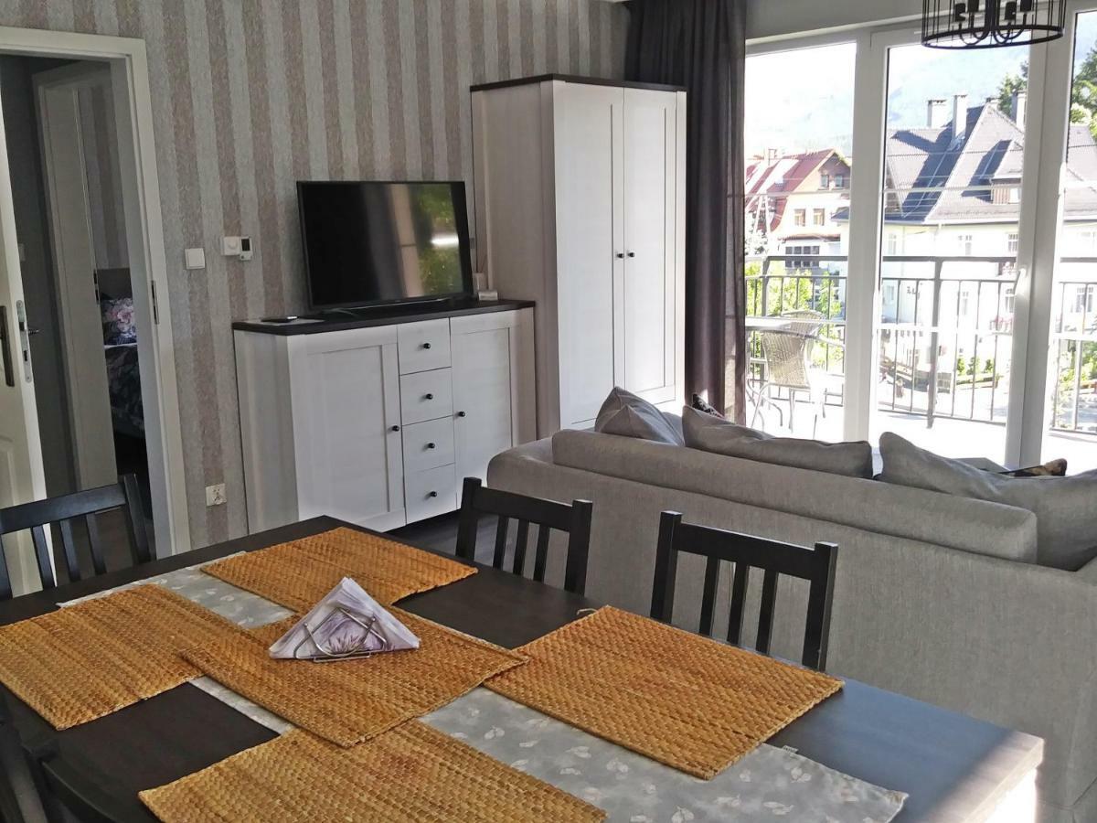 Apartamenty Amika 스클라르스카포렘바 외부 사진